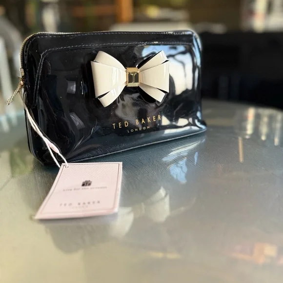 Ted Baker Glossy Black Clutch with White Bow - Picture 3 of 10